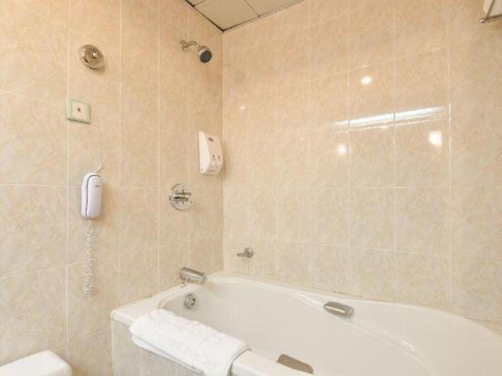 New Pearl River Hotel Canton Esterno foto