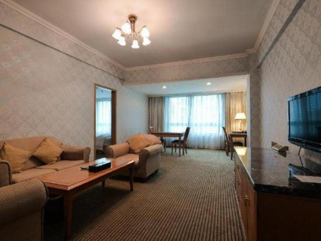 New Pearl River Hotel Canton Esterno foto
